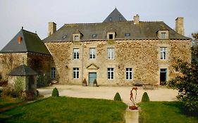 Gite Le Logis - Manoir Le Plessix Madeuc